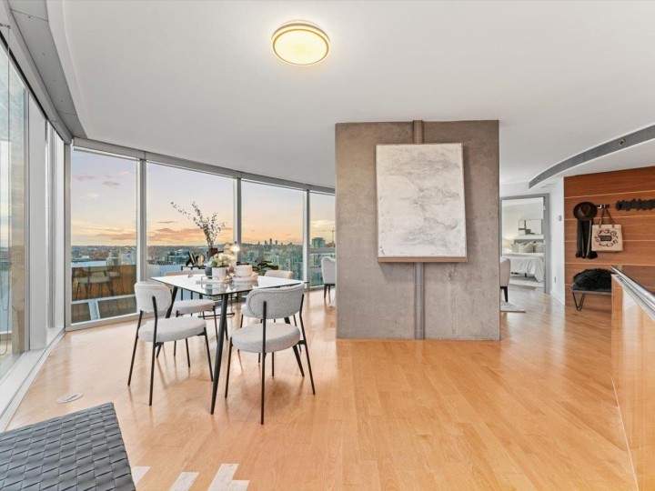 Photo 4 at 3204 - 938 Nelson Street, Downtown VW, Vancouver West