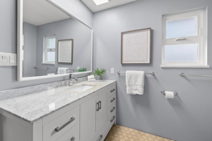 Photo 26 at 2142 St. Andrews Avenue, Central Lonsdale, North Vancouver