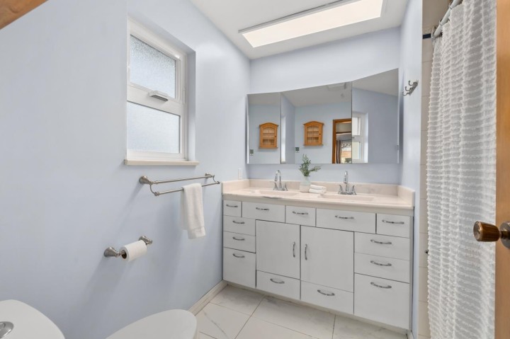 Photo 22 at 2142 St. Andrews Avenue, Central Lonsdale, North Vancouver