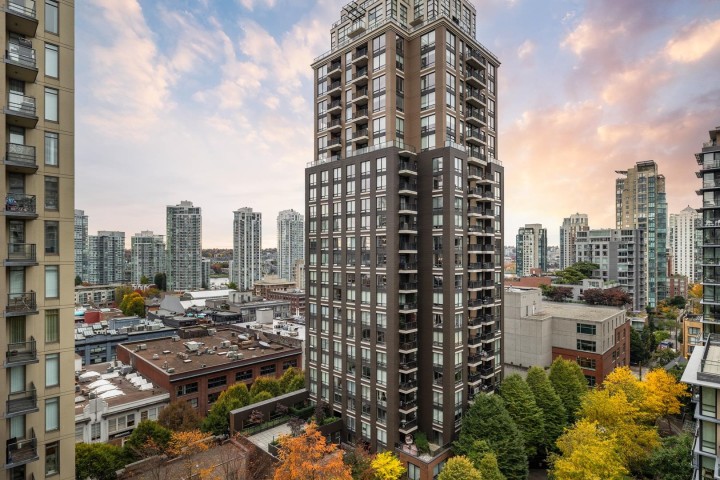 Photo 13 at 1107 - 1010 Richards Street, Yaletown, Vancouver West