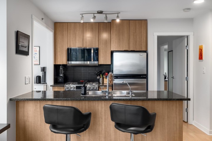 Photo 3 at 1107 - 1010 Richards Street, Yaletown, Vancouver West