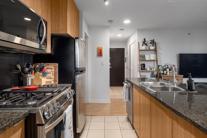 Photo 5 at 1107 - 1010 Richards Street, Yaletown, Vancouver West