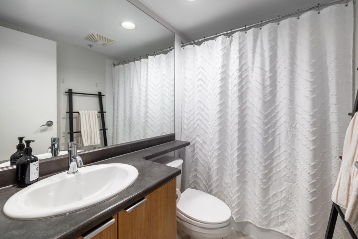 Photo 9 at 1107 - 1010 Richards Street, Yaletown, Vancouver West