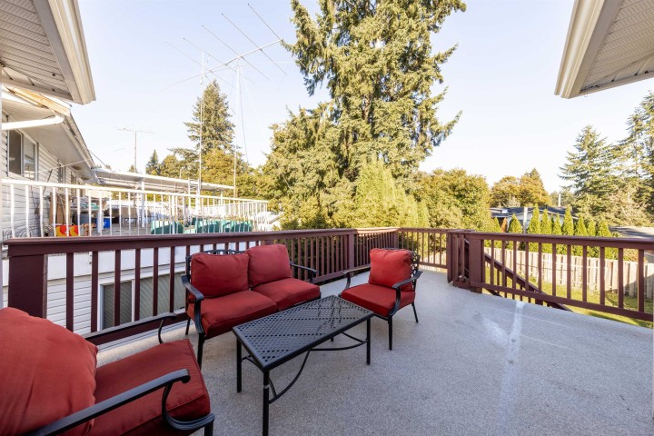 Photo 24 at 3638 Maginnis Avenue, Lynn Valley, North Vancouver