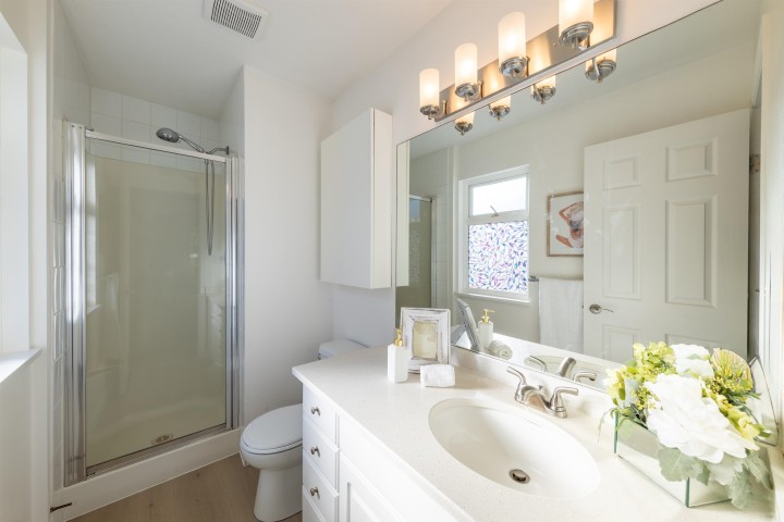 Photo 19 at 3638 Maginnis Avenue, Lynn Valley, North Vancouver