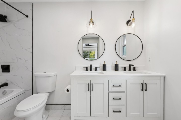 Photo 26 at 6 - 848 W 16th Street, Mosquito Creek, North Vancouver