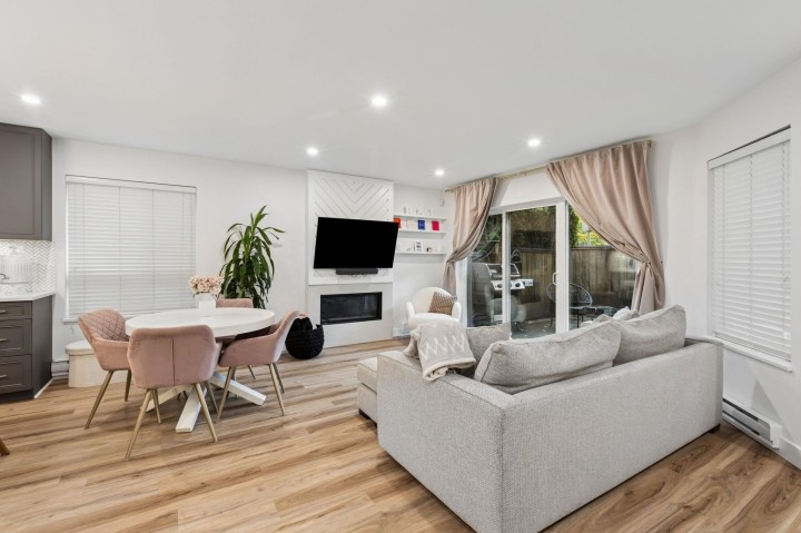 Photo 7 at 6 - 848 W 16th Street, Mosquito Creek, North Vancouver