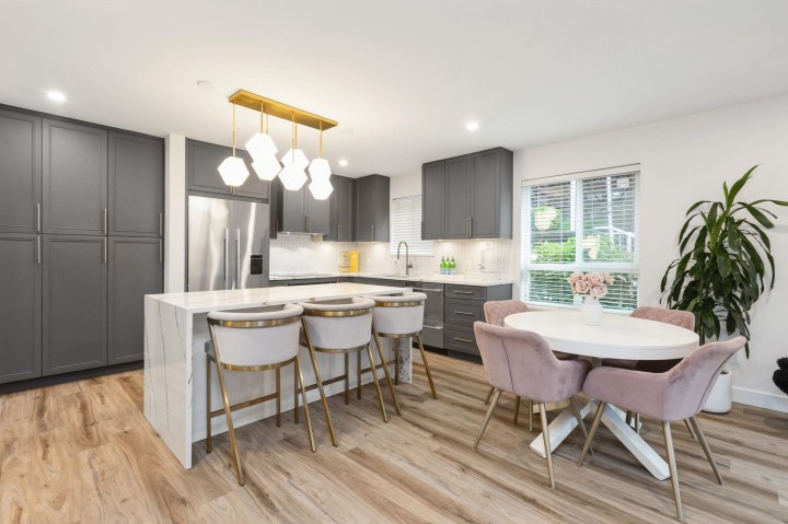 Photo 1 at 6 - 848 W 16th Street, Mosquito Creek, North Vancouver