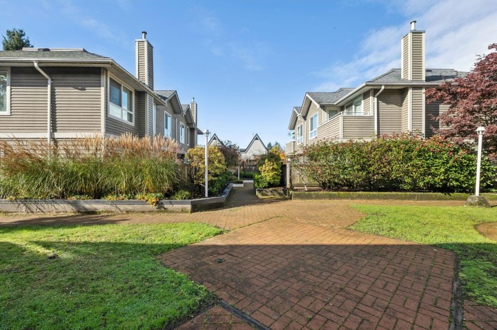 Photo 33 at 6 - 848 W 16th Street, Mosquito Creek, North Vancouver