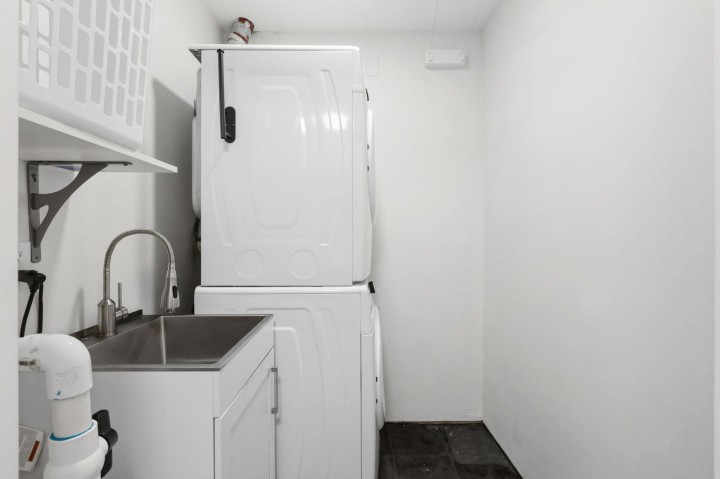 Photo 29 at 6 - 848 W 16th Street, Mosquito Creek, North Vancouver