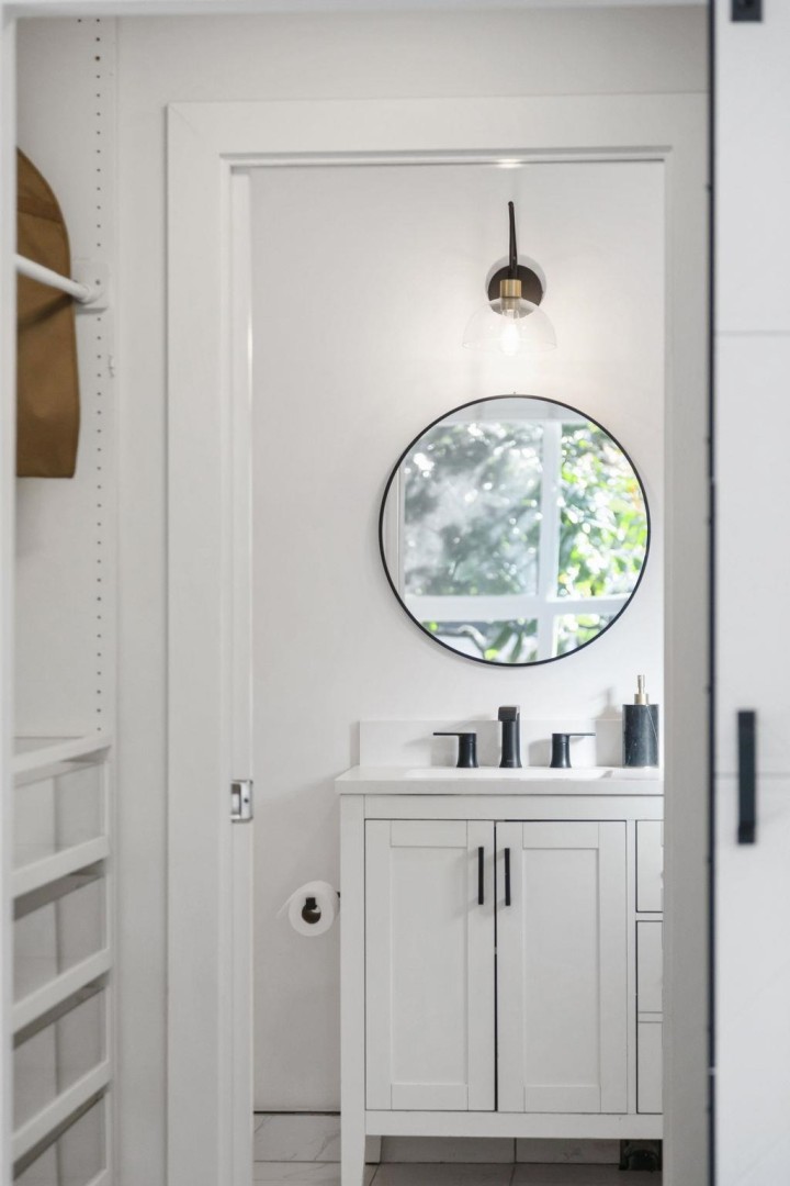 Photo 25 at 6 - 848 W 16th Street, Mosquito Creek, North Vancouver