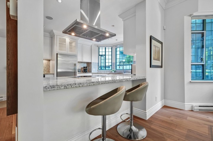 Photo 13 at 281 Smithe Street, Downtown VW, Vancouver West