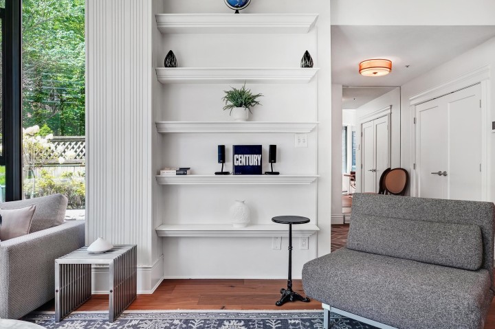 Photo 3 at 281 Smithe Street, Downtown VW, Vancouver West