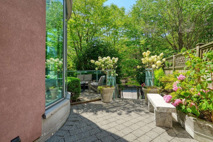 Photo 37 at 281 Smithe Street, Downtown VW, Vancouver West