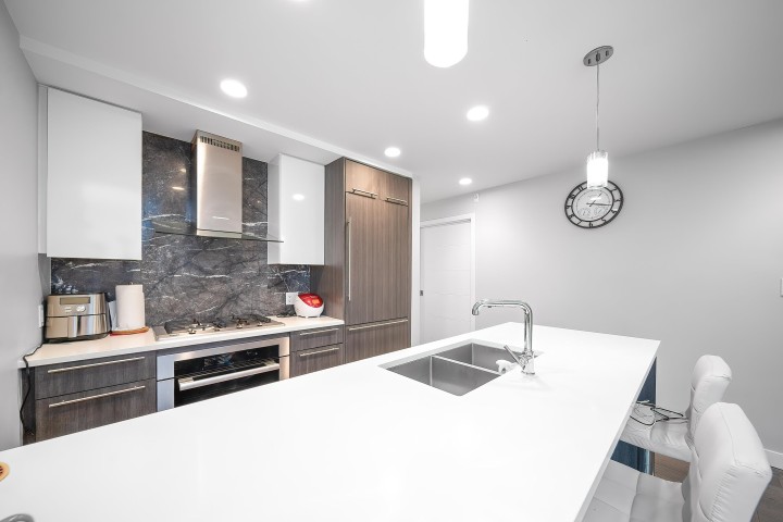 Photo 7 at 209 - 4963 Cambie Street, Cambie, Vancouver West