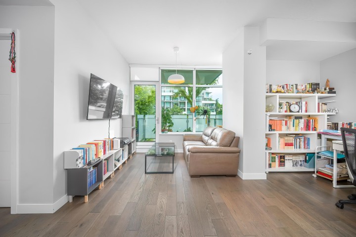 Photo 11 at 209 - 4963 Cambie Street, Cambie, Vancouver West