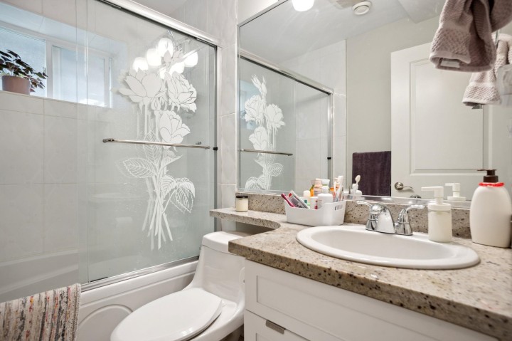 Photo 23 at 5187 Sherbrooke Street, Knight, Vancouver East