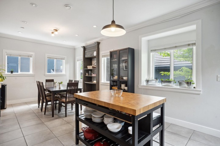 Photo 8 at 5187 Sherbrooke Street, Knight, Vancouver East