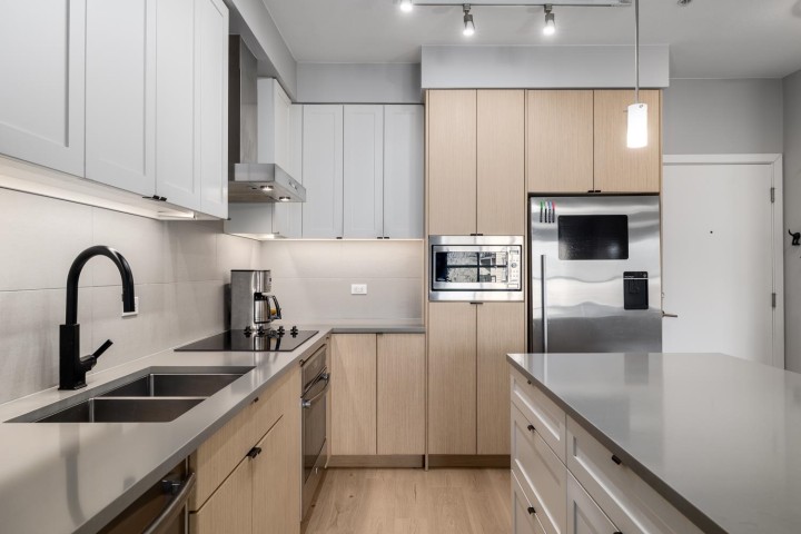 Photo 4 at 207 - 3205 Mountain Highway, Lynn Valley, North Vancouver