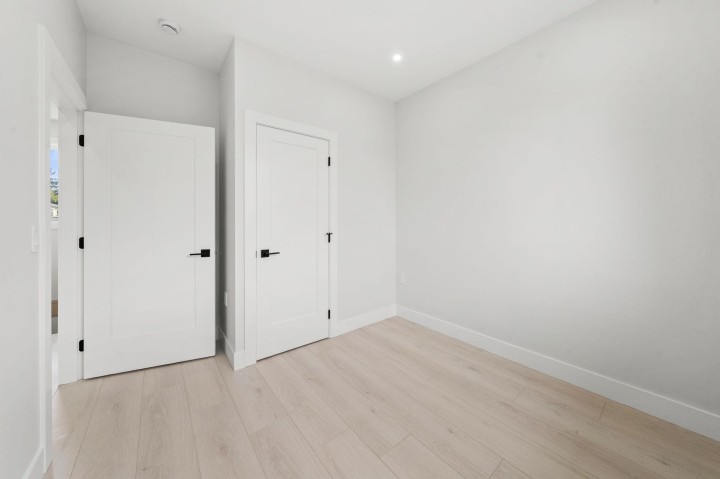 Photo 24 at 1 - 3274 E 44th Avenue, Killarney VE, Vancouver East