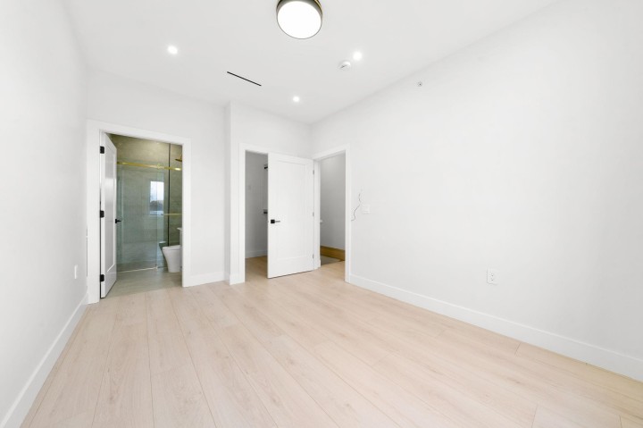 Photo 37 at 1 - 3274 E 44th Avenue, Killarney VE, Vancouver East