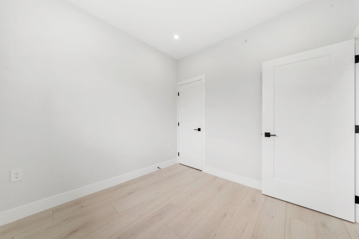 Photo 21 at 1 - 3274 E 44th Avenue, Killarney VE, Vancouver East