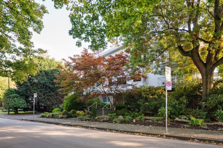 Photo 23 at 101 - 1696 W 10th Avenue, Fairview VW, Vancouver West