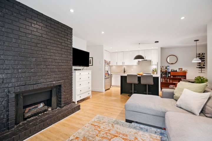 Photo 9 at 101 - 1696 W 10th Avenue, Fairview VW, Vancouver West