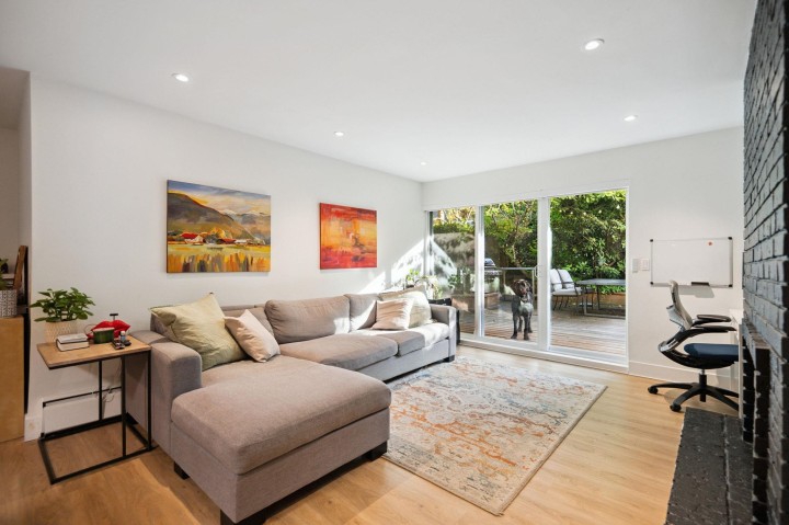 Photo 4 at 101 - 1696 W 10th Avenue, Fairview VW, Vancouver West