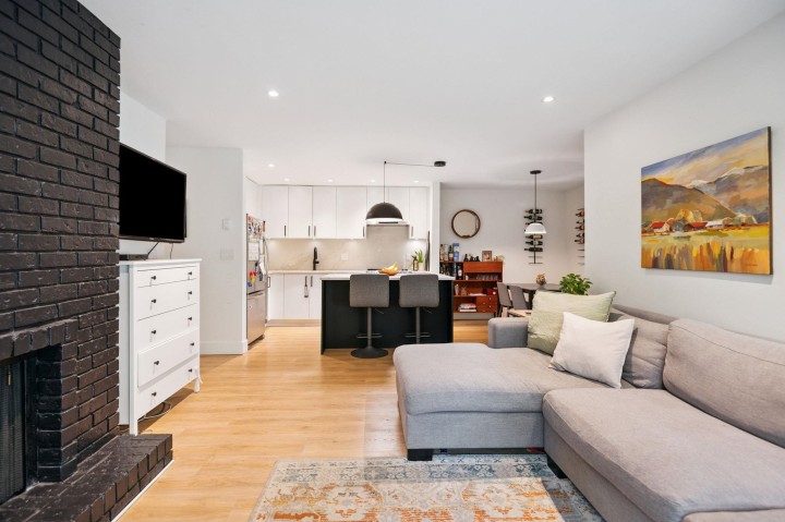 Photo 8 at 101 - 1696 W 10th Avenue, Fairview VW, Vancouver West