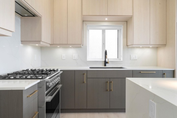 Photo 19 at 2 - 3274 E 44th Avenue, Killarney VE, Vancouver East