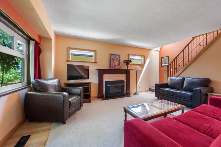 Photo 2 at 2268 E 7th Avenue, Grandview Woodland, Vancouver East