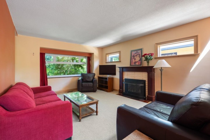 Photo 3 at 2268 E 7th Avenue, Grandview Woodland, Vancouver East