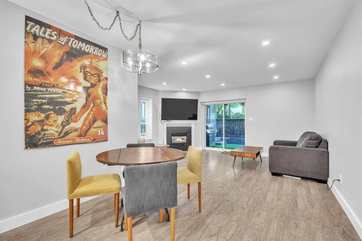 Photo 6 at 2433 W 6th Avenue, Kitsilano, Vancouver West