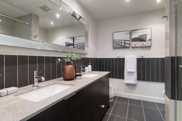 Photo 23 at 188 Chesterfield Avenue, Lower Lonsdale, North Vancouver