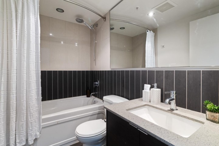 Photo 27 at 188 Chesterfield Avenue, Lower Lonsdale, North Vancouver