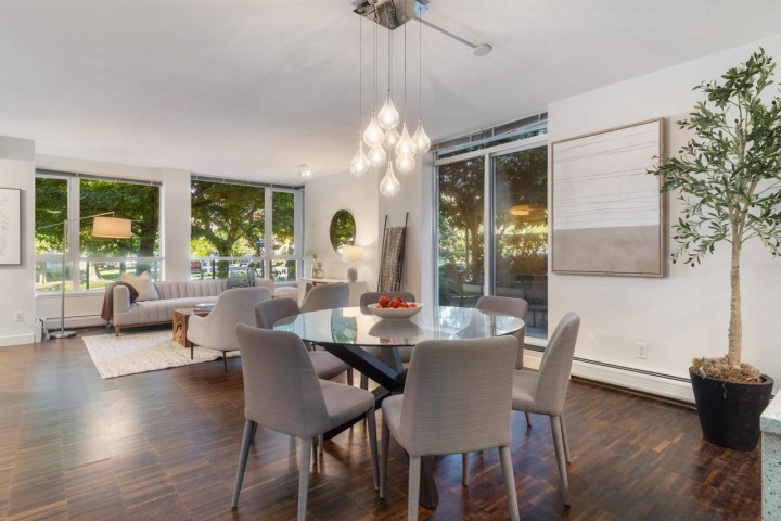 Photo 10 at 188 Chesterfield Avenue, Lower Lonsdale, North Vancouver