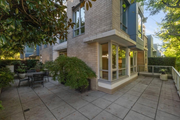 Photo 15 at 188 Chesterfield Avenue, Lower Lonsdale, North Vancouver