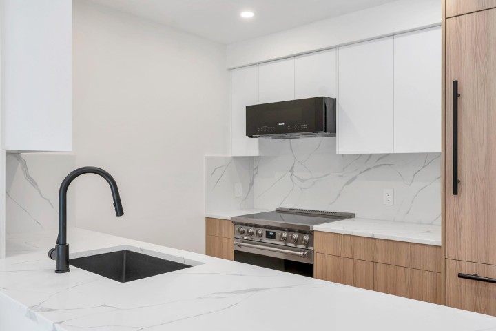 Photo 17 at 1340 W 7th Avenue, Fairview VW, Vancouver West