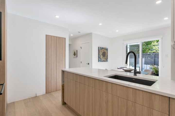 Photo 20 at 1340 W 7th Avenue, Fairview VW, Vancouver West