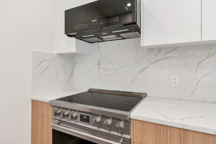 Photo 19 at 1340 W 7th Avenue, Fairview VW, Vancouver West