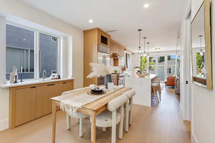 Photo 5 at 2658 Waterloo Street, Kitsilano, Vancouver West