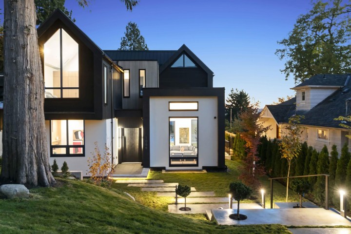 Photo 1 at 1066 Fulton Avenue, Sentinel Hill, West Vancouver