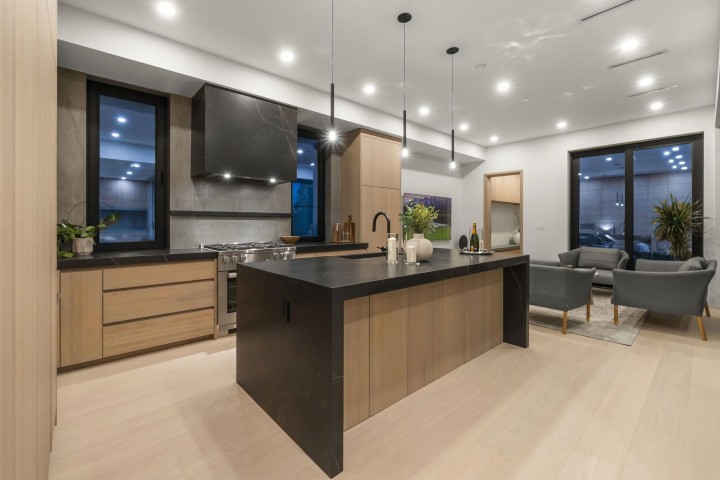 Photo 11 at 1066 Fulton Avenue, Sentinel Hill, West Vancouver