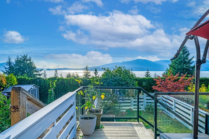 Photo 27 at 430 Crosscreek Road, Lions Bay, West Vancouver