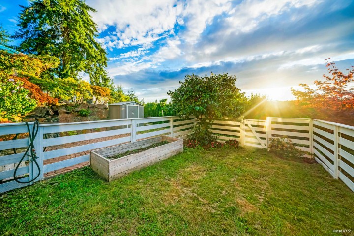 Photo 33 at 430 Crosscreek Road, Lions Bay, West Vancouver