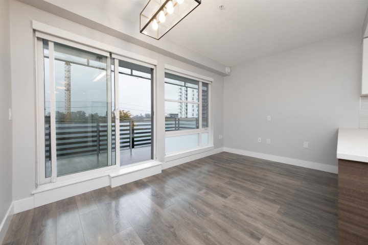 Photo 6 at 501 - 3488 Sawmill Crescent, South Marine, Vancouver East