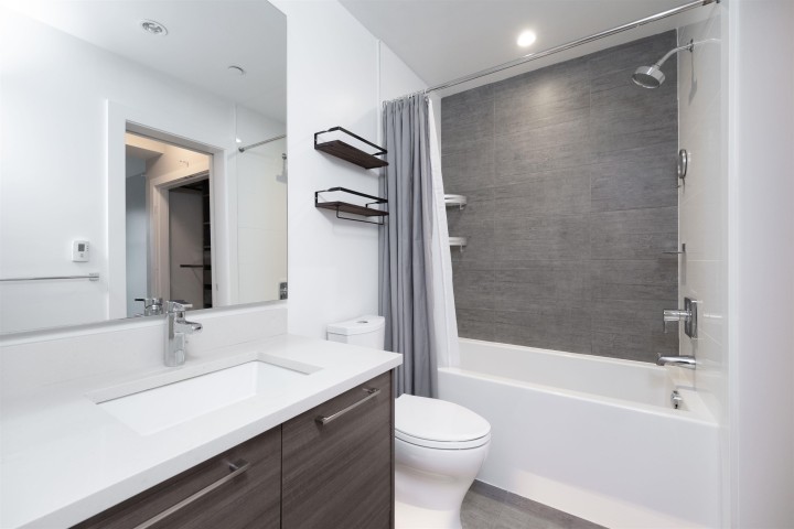 Photo 17 at 501 - 3488 Sawmill Crescent, South Marine, Vancouver East