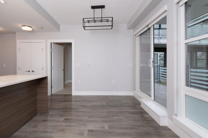 Photo 10 at 501 - 3488 Sawmill Crescent, South Marine, Vancouver East