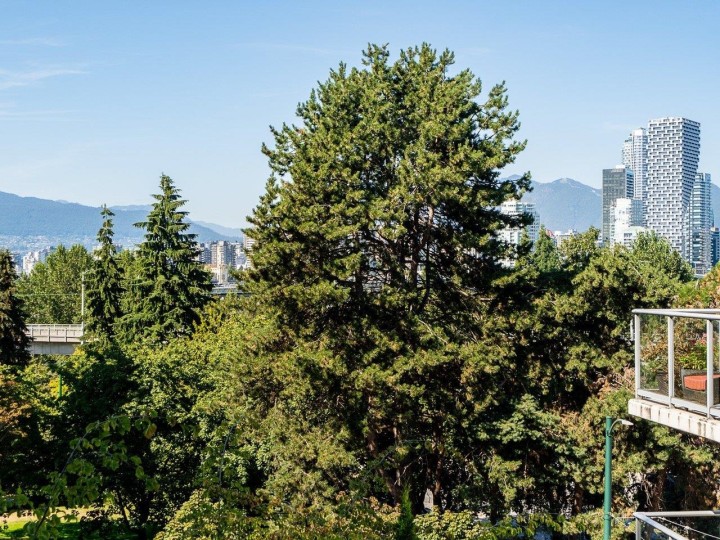 Photo 26 at 403 - 1425 W 6th Avenue, False Creek, Vancouver West